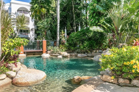 Poolside Apt In Alamanda Beachfront Resort 41 - Accommodation Port Macquarie 3