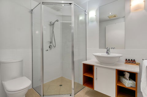 Beachfront Apartment With Ocean View - 4 - Accommodation Port Macquarie 4