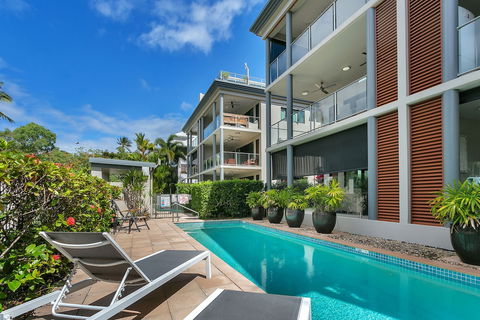 Beachfront Apartment With Ocean View - 4 - Accommodation Port Macquarie 1