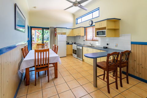 Cairns Coconut Holiday Resort - Accommodation Port Macquarie 6