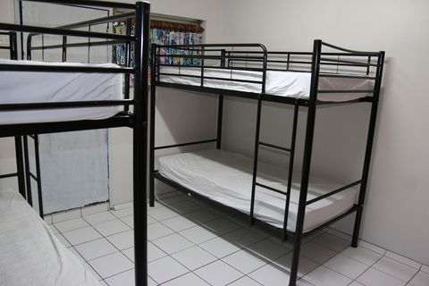 Waterfront Backpackers - Hostel - Accommodation Port Macquarie 1