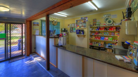 Beechworth Lake Sambell Caravan Park - Accommodation Port Macquarie 5
