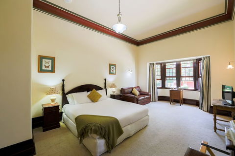 Petersons Armidale Winery & Guesthouse - Accommodation Port Macquarie 6