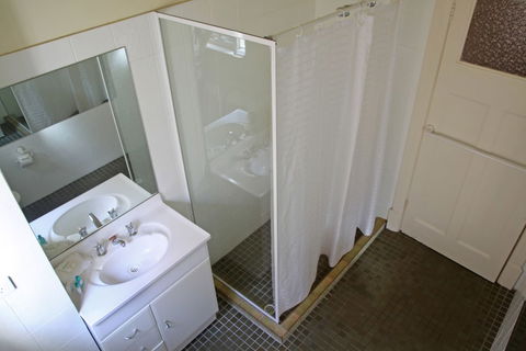 Bayview Apartments - Accommodation Port Macquarie 4