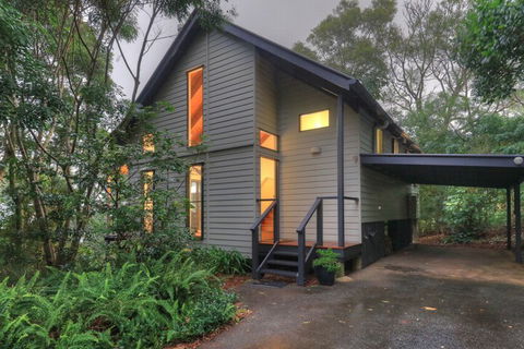 Montville Misty View Cottages - Accommodation Port Macquarie 6