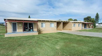 Cervantes Holiday Homes - Accommodation Port Macquarie 2