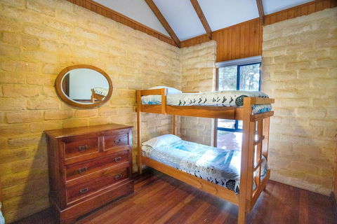 Denmark Forest Retreat - Accommodation Port Macquarie 6