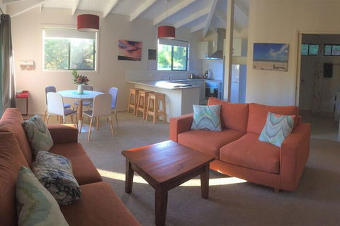 Sandpiper Ocean Cottages - Accommodation Port Macquarie 3