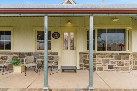 Barossa Vineyard Cottages - Accommodation Port Macquarie 2