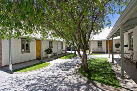 Tanunda Cottages - Accommodation Port Macquarie 1