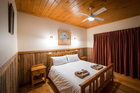Sanctuary Park Cottages - Accommodation Port Macquarie 6