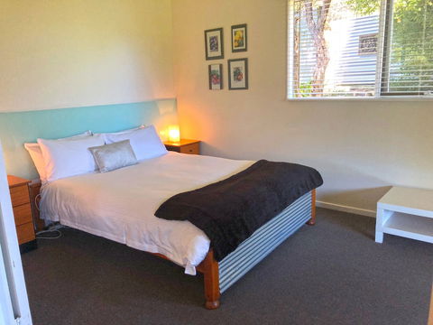 Valley Farm Vineyard Cottages - Accommodation Port Macquarie 5