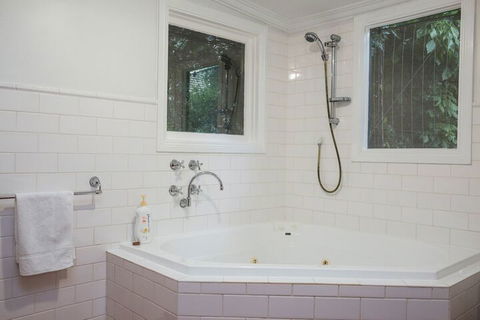 Wishing Well Cottage - Accommodation Port Macquarie 2