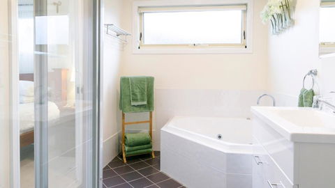 One Tree Bed & Breakfast - Accommodation Port Macquarie 3