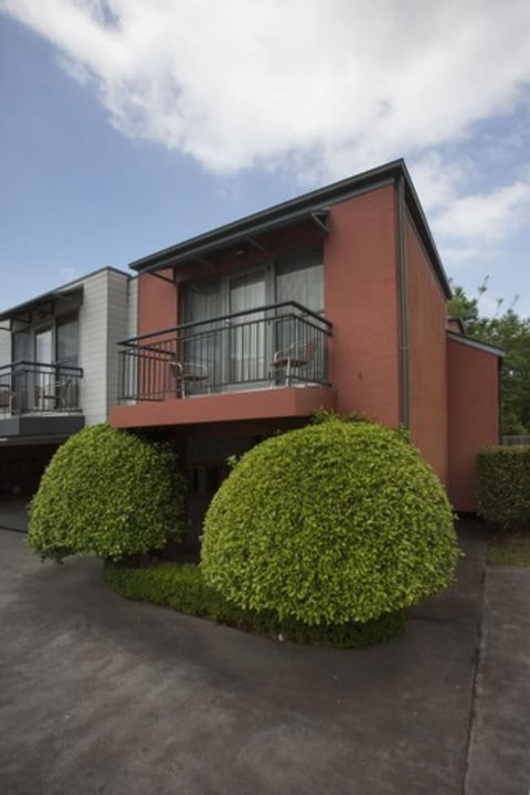 Berry Village Boutique Motel - Accommodation Port Macquarie 0