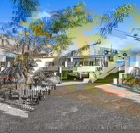 Palm Court Motor Inn