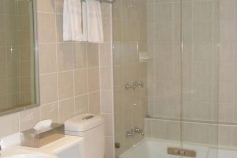 Carlyle Suites & Apartments - Accommodation Port Macquarie 5