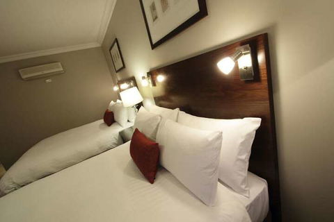 Carlyle Suites & Apartments - Accommodation Port Macquarie 2