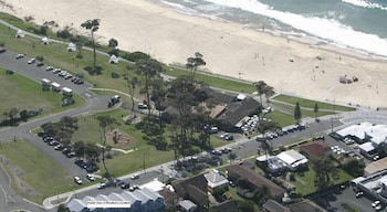 Breakers Apartments Mollymook - Accommodation Port Macquarie 0
