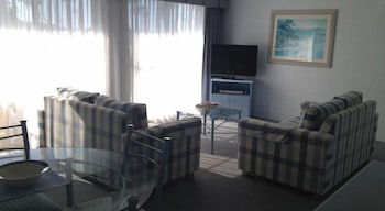 Breakers Apartments Mollymook - Accommodation Port Macquarie 3