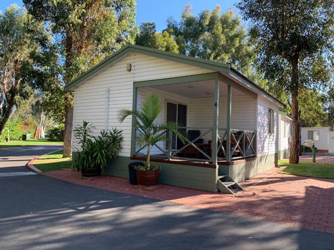 Mandurah Caravan & Tourist Park - Accommodation Port Macquarie 2