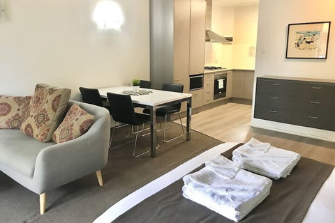 Adelaide Dresscircle Apartments Archer Street - Accommodation Port Macquarie 7