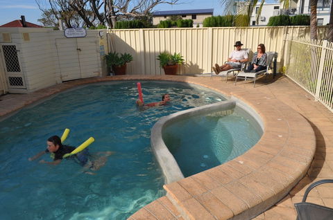 Mollymook Surfbeach Motel And Apartments - Accommodation Port Macquarie 1