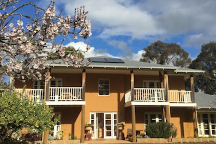 Yallingup Siding WA Accommodation Port Macquarie