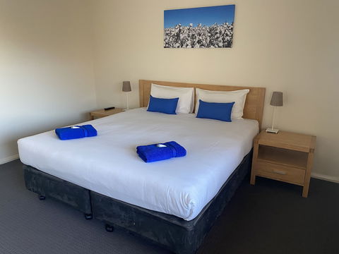 Bishop's Lodge Motor Inn - Accommodation Port Macquarie 5