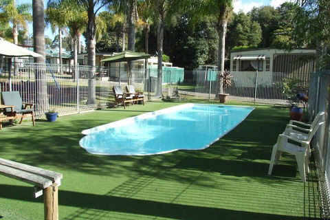 Shady Willows Holiday Park & YHA - Accommodation Port Macquarie 2
