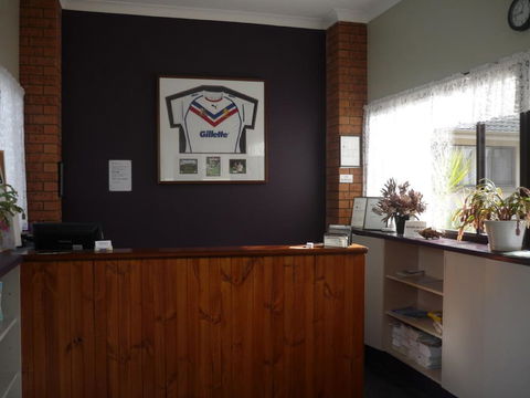 Hanging Rock Family Motel - Accommodation Port Macquarie 2