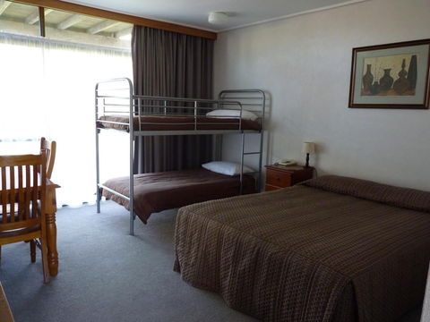 Coonawarra Motor Lodge - Accommodation Port Macquarie 4