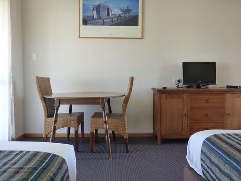 Coonawarra Motor Lodge - Accommodation Port Macquarie 2
