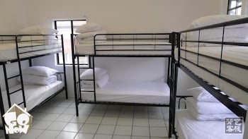 West End QLD Accommodation Port Macquarie