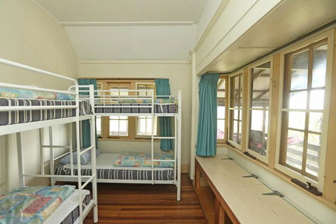 Sydney Pittwater Eco YHA - Accommodation Port Macquarie 6