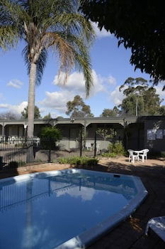 The Hermitage Motel - Accommodation Port Macquarie 1