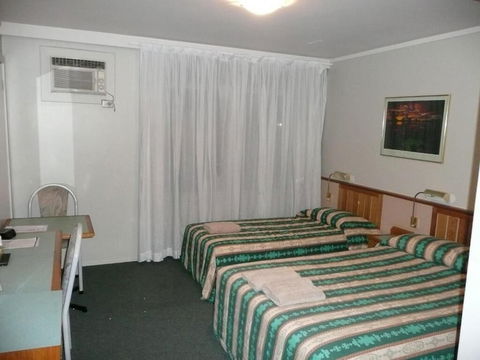 The Hermitage Motel - Accommodation Port Macquarie 3