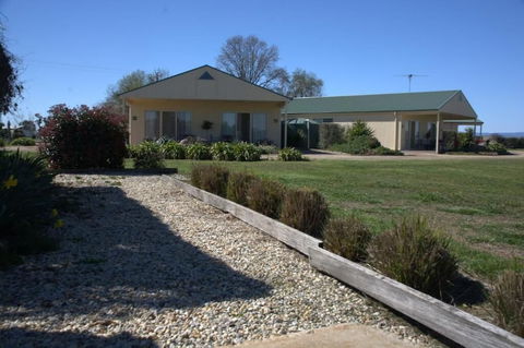 Milawa Muscat Retreat B&B - Accommodation Port Macquarie 0