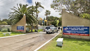 Acclaim Pine Grove Holiday Park - Accommodation Port Macquarie 4