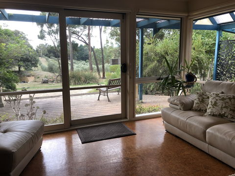 Countryside Connections Spa Cottage - Accommodation Port Macquarie 3