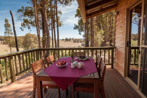 Balingup Heights Hilltop Forest Cottages - Accommodation Port Macquarie 1