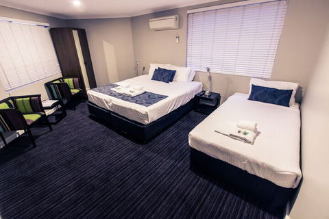 The Premier Hotel - Accommodation Port Macquarie 7