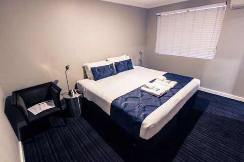 The Premier Hotel - Accommodation Port Macquarie 2