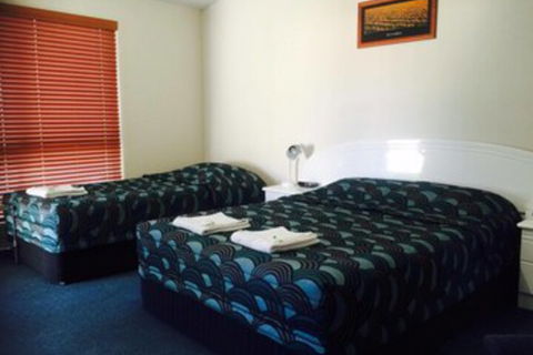 Springsure Overlander Motel - Accommodation Port Macquarie 0