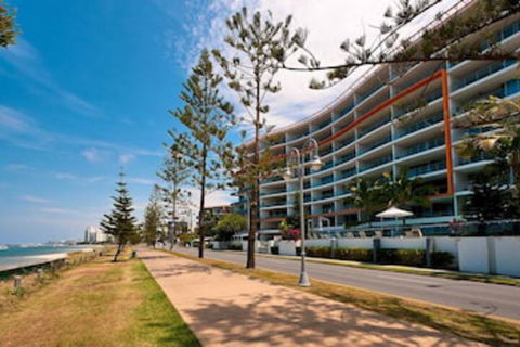 Silvershore Apartments On The Broadwater - Accommodation Port Macquarie 0