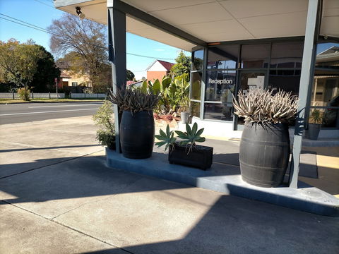 Country Motor Inn Singleton - Accommodation Port Macquarie 0