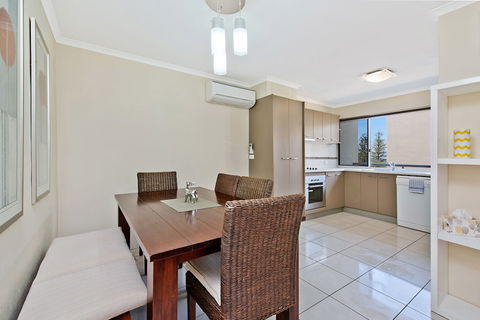 Joanne Apartments - Accommodation Port Macquarie 2