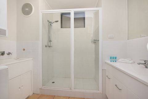 Joanne Apartments - Accommodation Port Macquarie 6