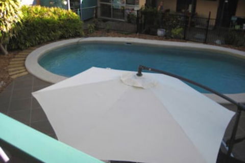 Palm Court Hervey Bay - Accommodation Port Macquarie 4