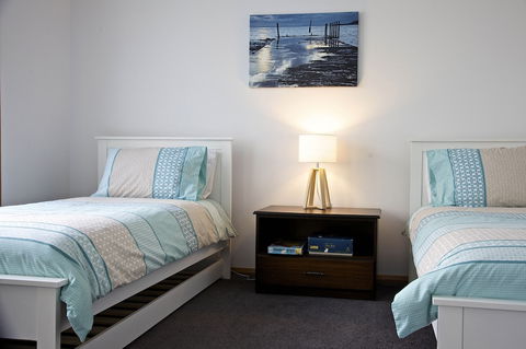 Penguin Beachfront Apartments - Accommodation Port Macquarie 2